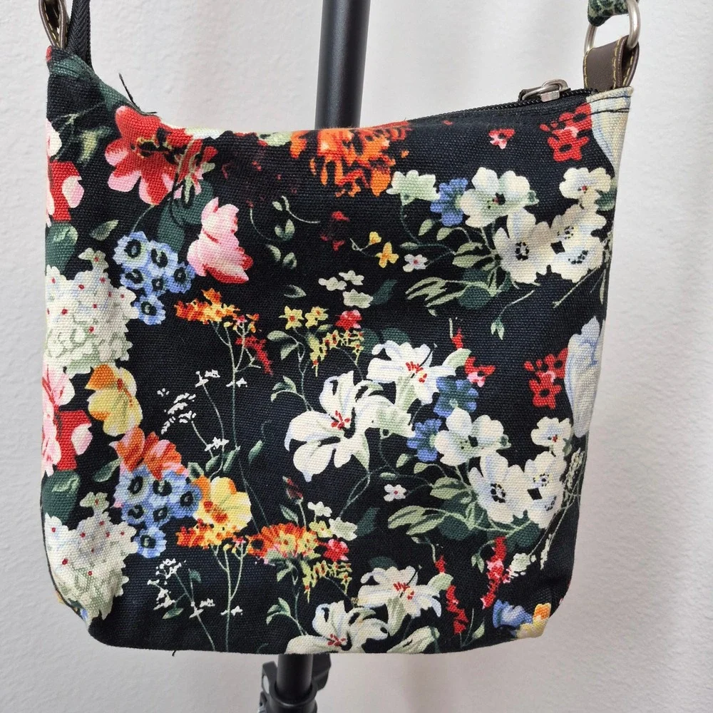 Unbranded canvas crossbody